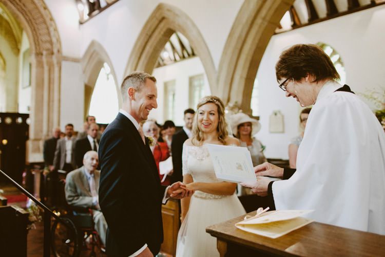Romantic Pastel Countryside Wedding http://davidjenkinsphotography.com/