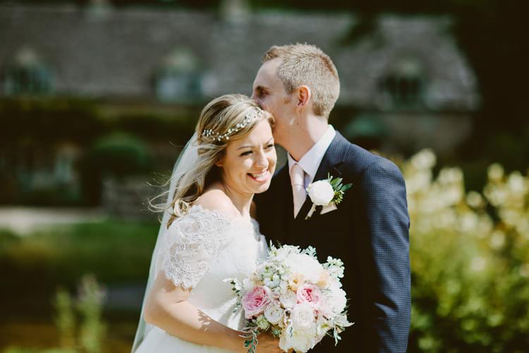 Romantic Pastel Countryside Wedding http://davidjenkinsphotography.com/