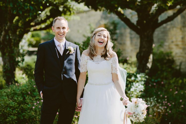 Romantic Pastel Countryside Wedding http://davidjenkinsphotography.com/