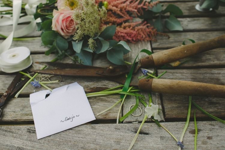 Fun DIY Back Garden Party Wedding http://www.motiejus.com/