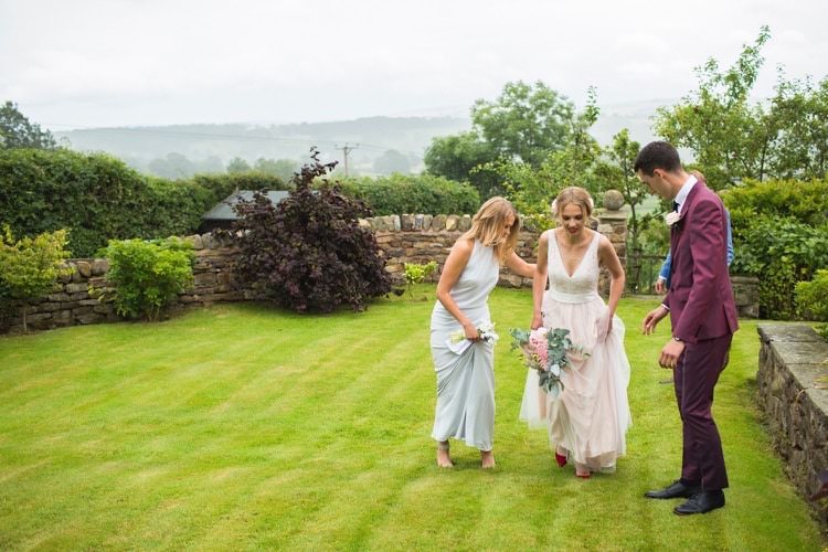 Fun DIY Back Garden Party Wedding http://www.motiejus.com/