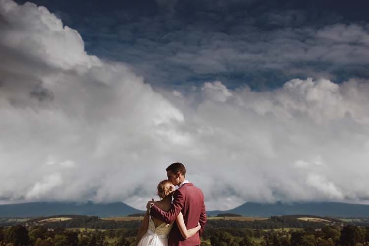Fun DIY Back Garden Party Wedding http://www.motiejus.com/