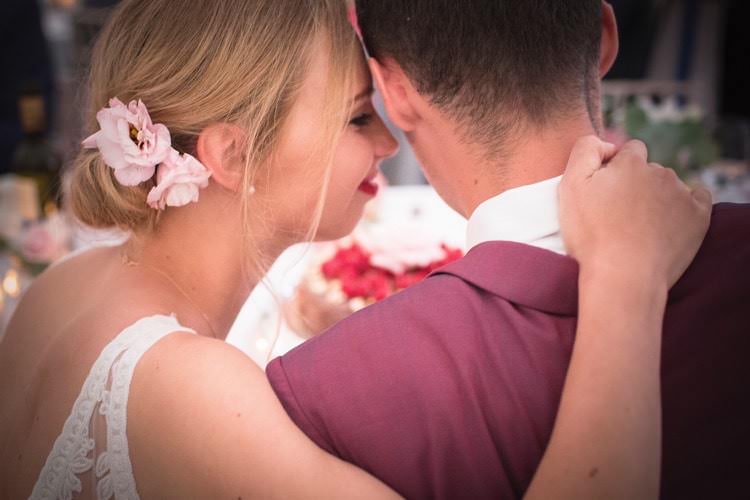 Fun DIY Back Garden Party Wedding http://www.motiejus.com/