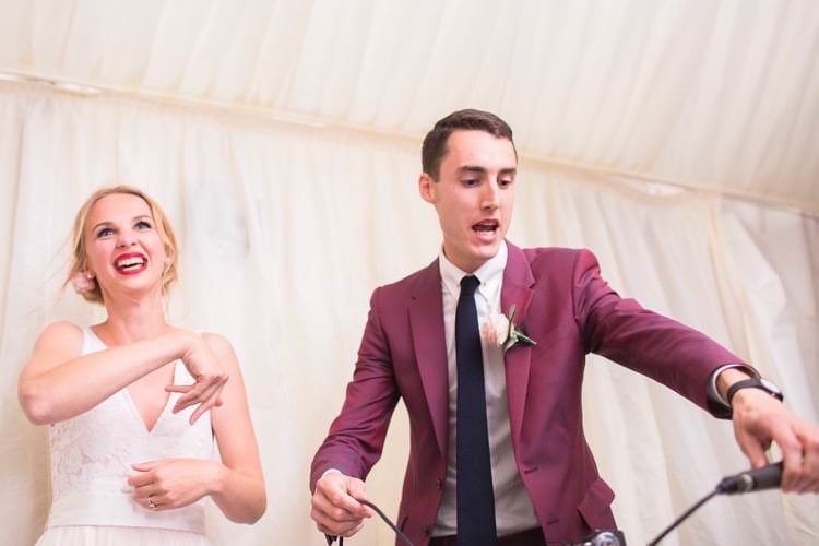 Fun DIY Back Garden Party Wedding http://www.motiejus.com/