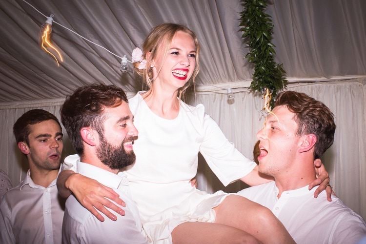 Fun DIY Back Garden Party Wedding http://www.motiejus.com/