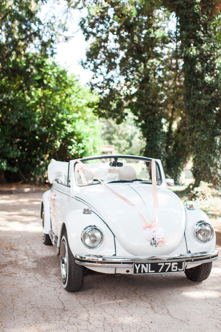 VW Beetle Car Transport Fresh Pretty Humanist Wedding http://summerlilystudio.com/