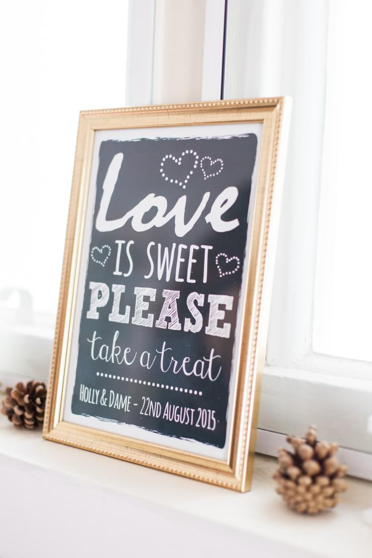 Fresh Pretty Humanist Wedding http://summerlilystudio.com/