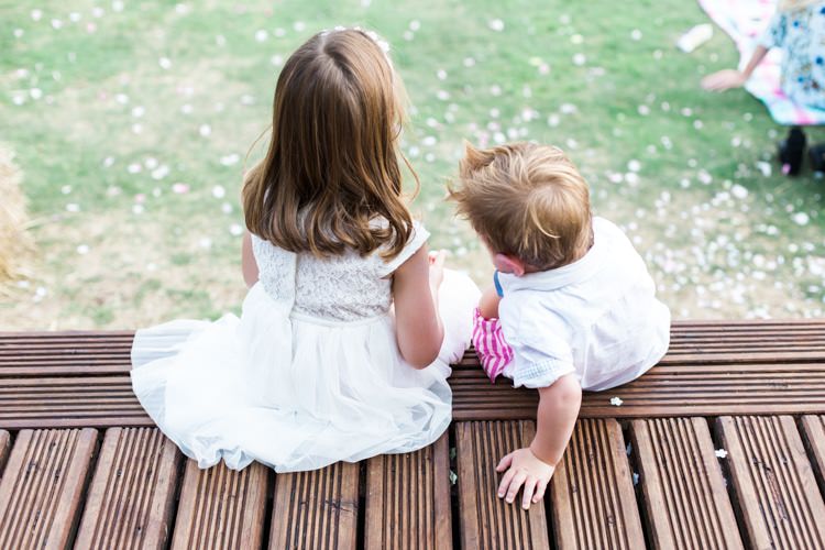 Fresh Pretty Humanist Wedding http://summerlilystudio.com/