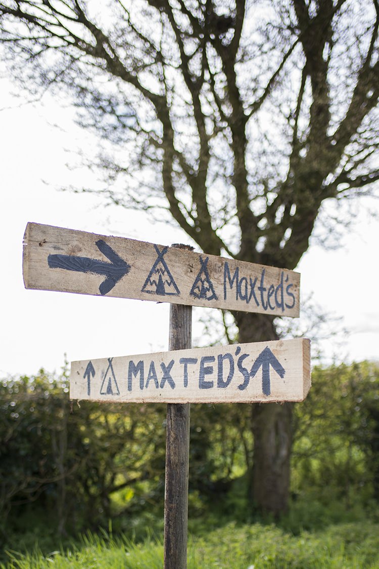 Rustic Wooden Sign Post Romantic Country Tipi Wedding http://jodiecoolingphotography.com/