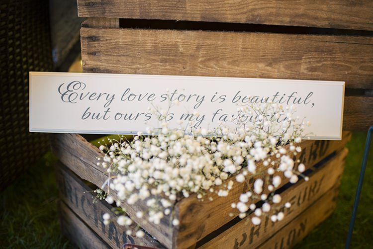 Romantic Country Tipi Wedding http://jodiecoolingphotography.com/