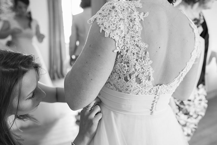 Romantic Country Tipi Wedding http://jodiecoolingphotography.com/