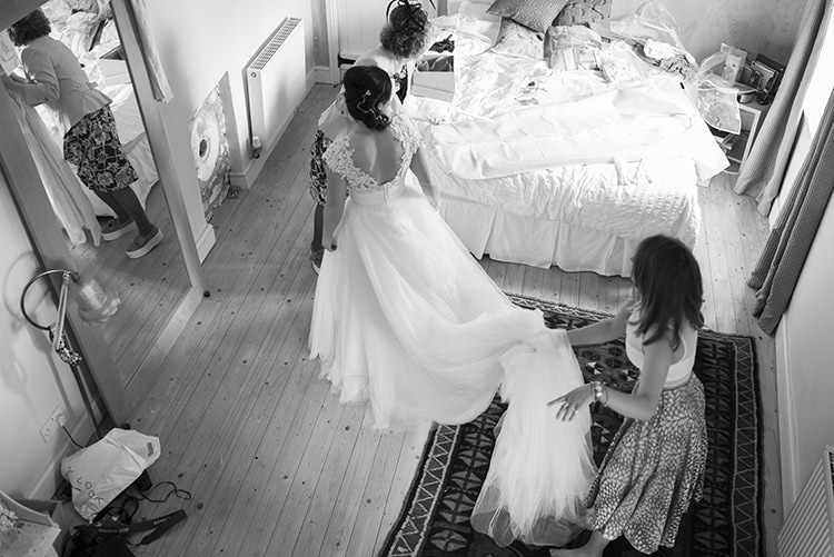 Romantic Country Tipi Wedding http://jodiecoolingphotography.com/
