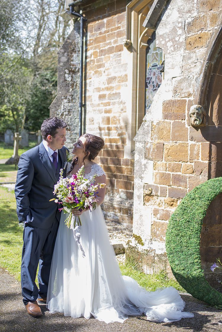Romantic Country Tipi Wedding http://jodiecoolingphotography.com/
