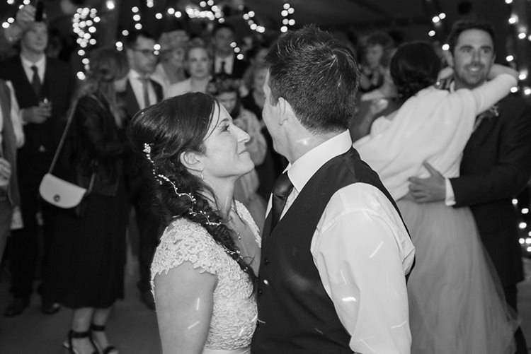 Romantic Country Tipi Wedding http://jodiecoolingphotography.com/
