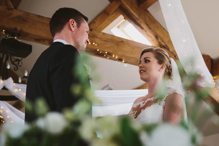 Floral Rustic Country Barn Wedding http://www.allymphotography.com/