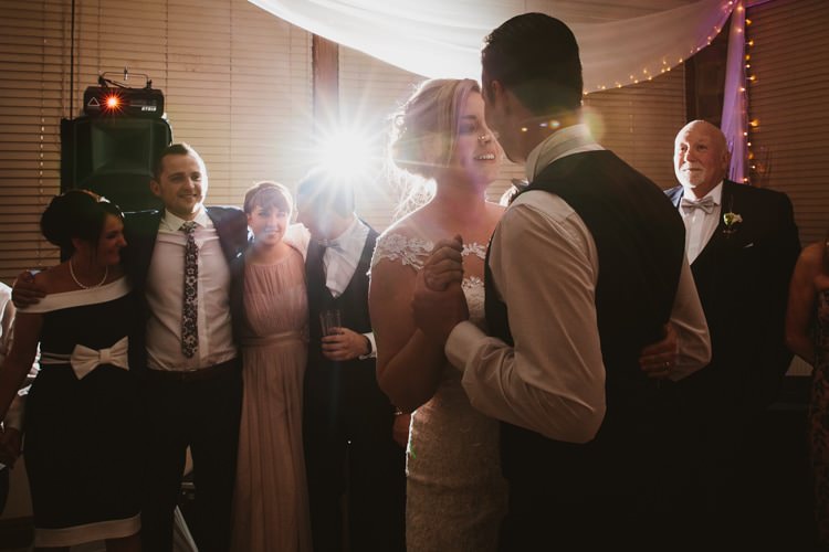 Floral Rustic Country Barn Wedding http://www.allymphotography.com/