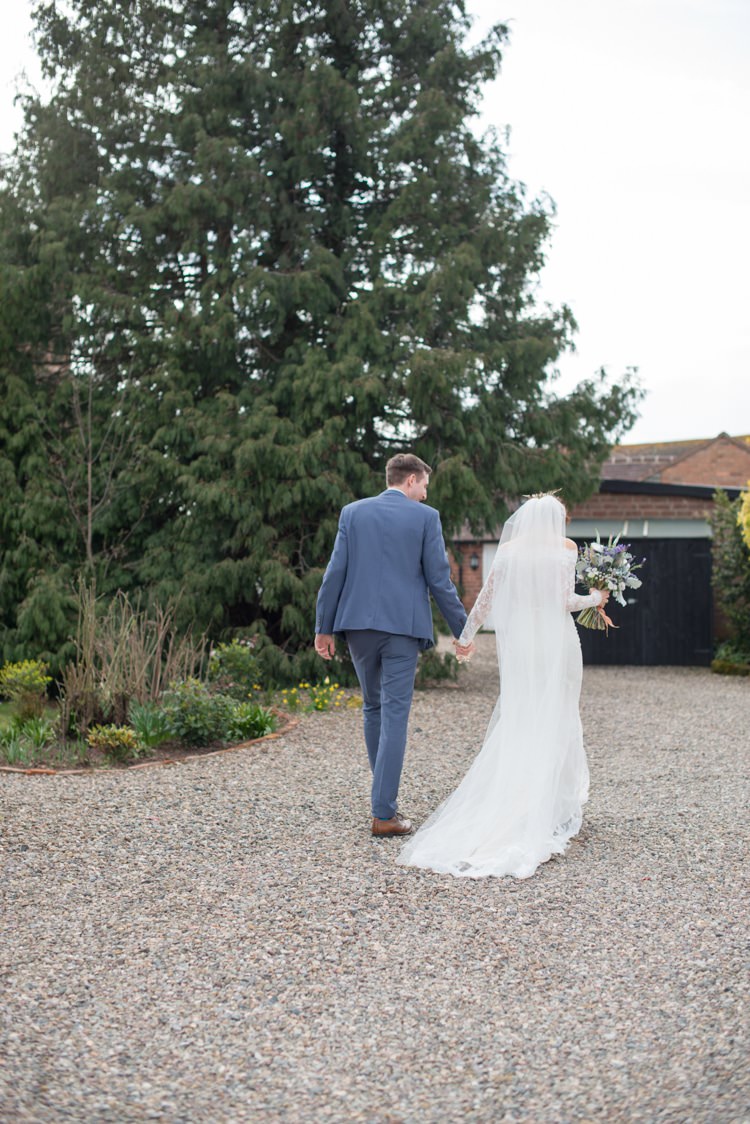 Long Veil Lace Dress Gown Bride Bridal Copper Dusky Lilac Grey Rustic Barn Wedding http://www.kayleighpope.co.uk/
