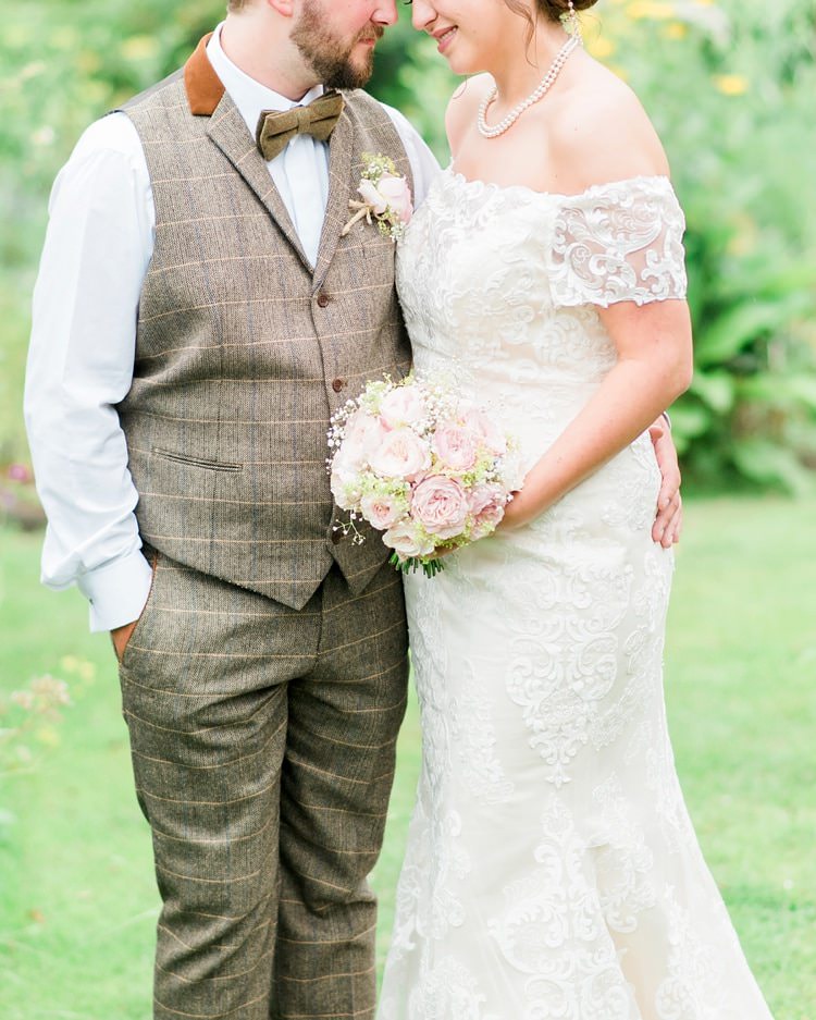 Multicoloured DIY Rustic Wedding http://vickylamburn.com/