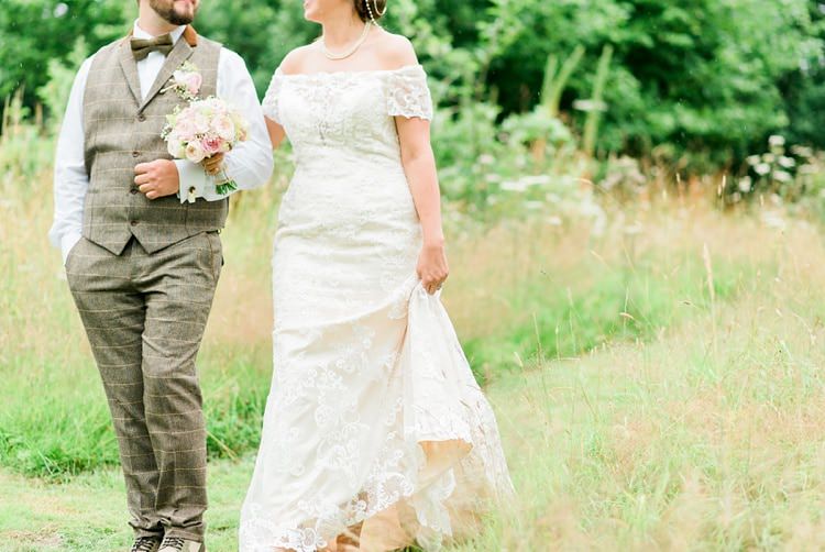 Multicoloured DIY Rustic Wedding http://vickylamburn.com/