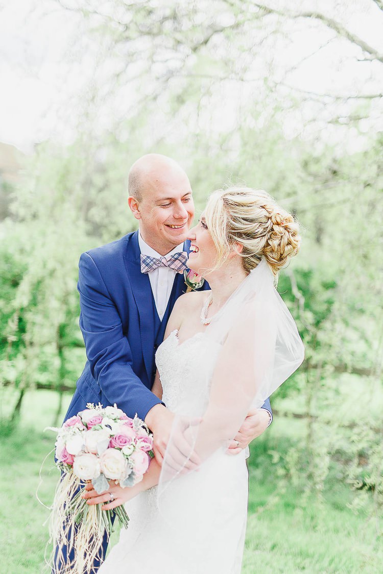 Outdoorsy Nature Pretty Pink Wedding http://whitestagweddings.com/
