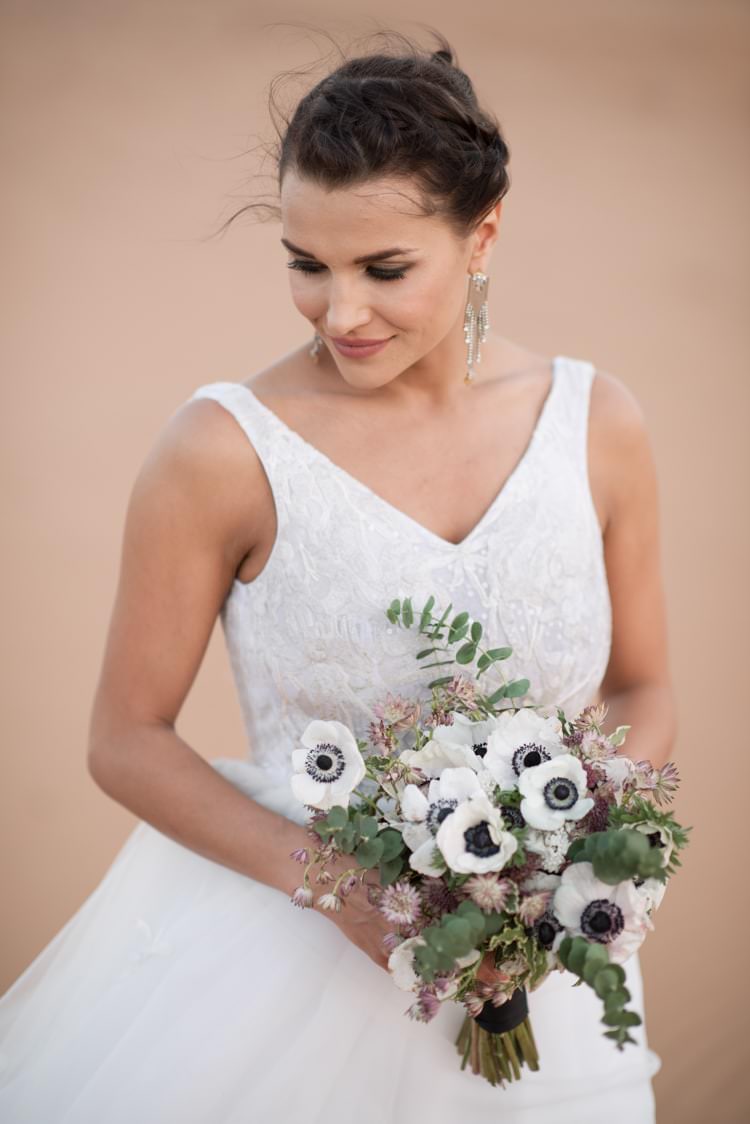 Geometric Desert Dubai Wedding Ideas http://weddingphotographerdubai.me/