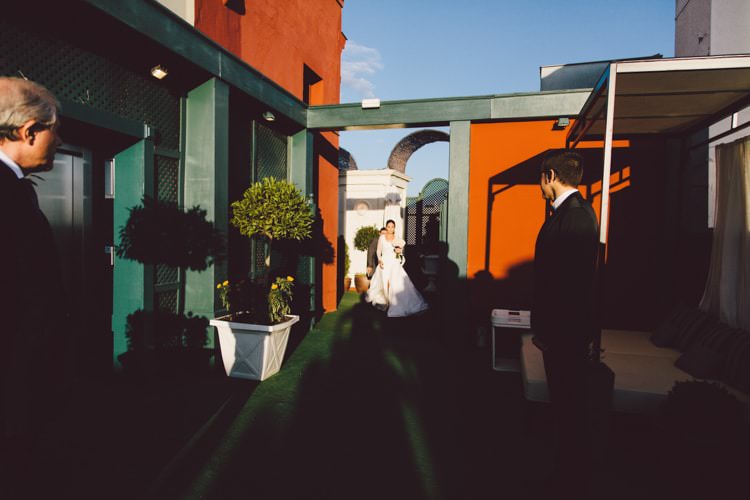 Outdoor Ceremony Bride Entrance Modern Roof Terrace Dusk Wedding Madrid http://www.lorenasanjose.com/