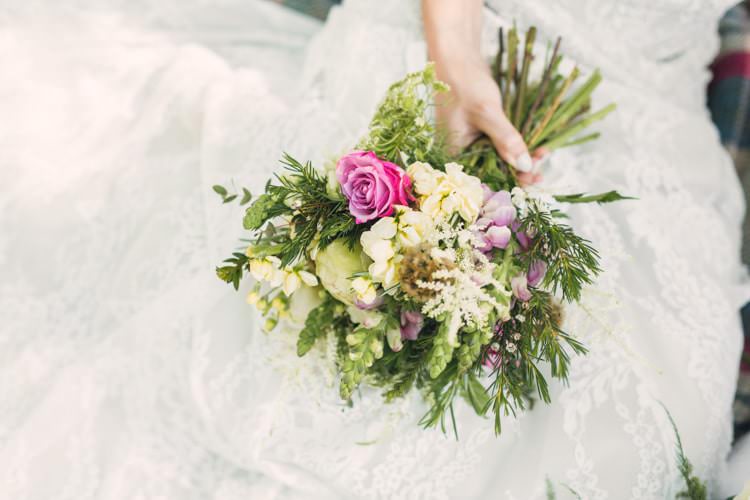 Pink Cream Green Bouquet Flowers Bride Bridal Boho Blossom Summer Wedding Ideas http://www.catlaneweddings.com/