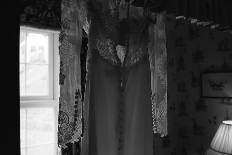 Creative DIY Yellow Wedding http://elainewilliamsphoto.com/