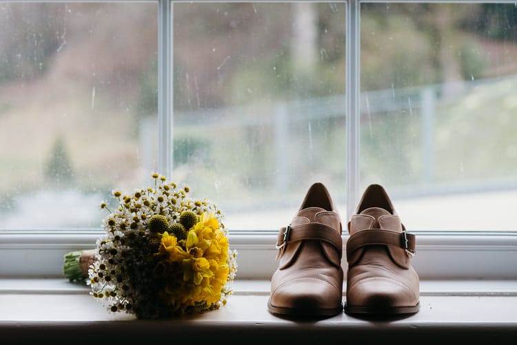 Creative DIY Yellow Wedding http://elainewilliamsphoto.com/