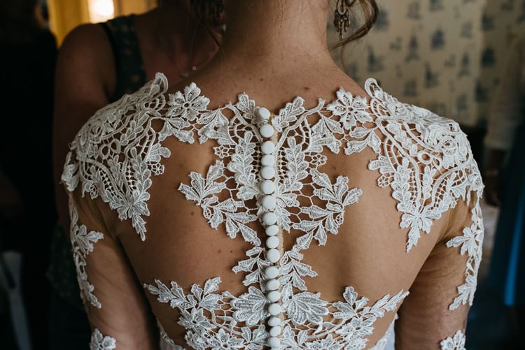 Lace Sheer Buttons Gown Bride Bridal Back Dress Creative DIY Yellow Wedding http://elainewilliamsphoto.com/