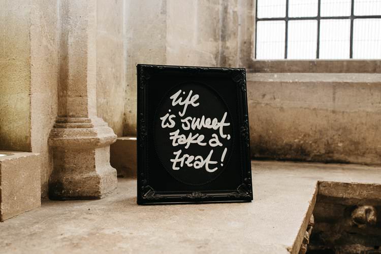 Creative DIY Yellow Wedding http://elainewilliamsphoto.com/