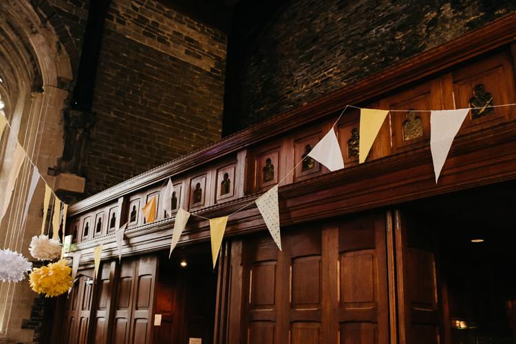 Creative DIY Yellow Wedding http://elainewilliamsphoto.com/