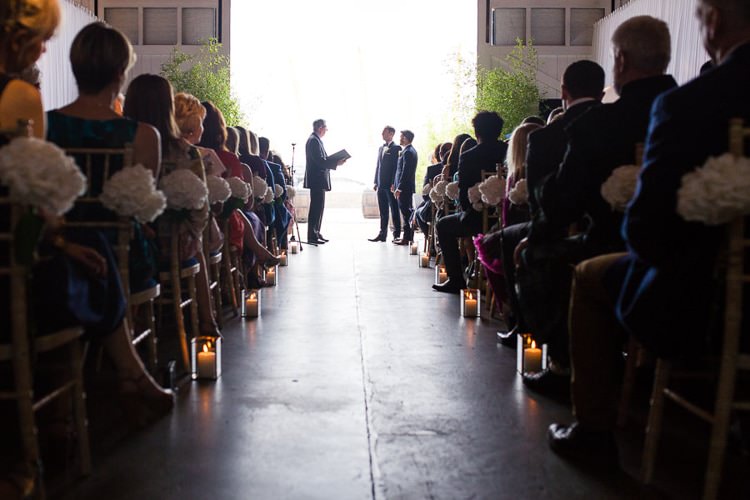 Urban London Stylish Navy White Wedding http://karibellamy.com/