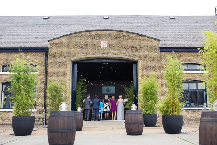 Urban London Stylish Navy White Wedding http://karibellamy.com/