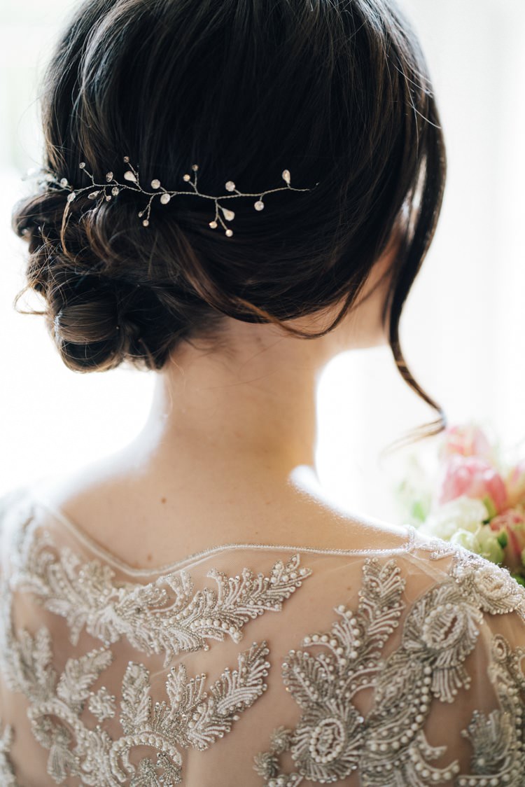 Hair Up Style Bride Bridal Vine Accessory Vintage Glam Rose Gold Pink Wedding Ideas http://ivoryfayre.com/