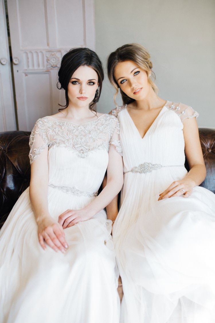 Bride Bridal Make Up Hair Vintage Glam Rose Gold Pink Wedding Ideas http://ivoryfayre.com/