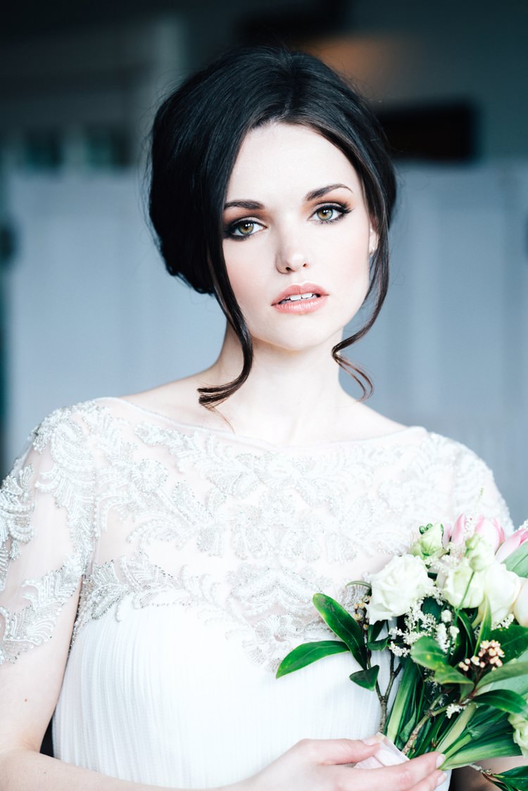 Bride Bridal Make Up Natural Pretty Vintage Glam Rose Gold Pink Wedding Ideas http://ivoryfayre.com/