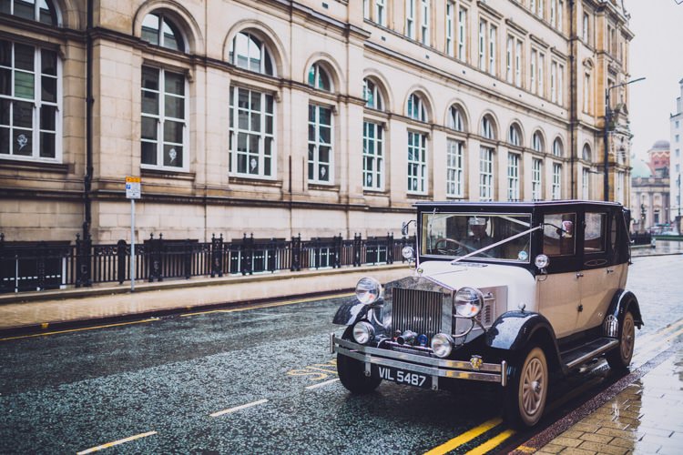 Classic Winter City Chic Wedding http://willfullerphotography.com/
