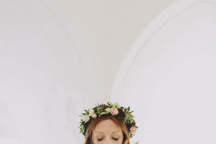 Flower Crown Bride Bridal Headdress Whimsical Outdoor Floral Wedding http://www.lukehayden.co.uk/