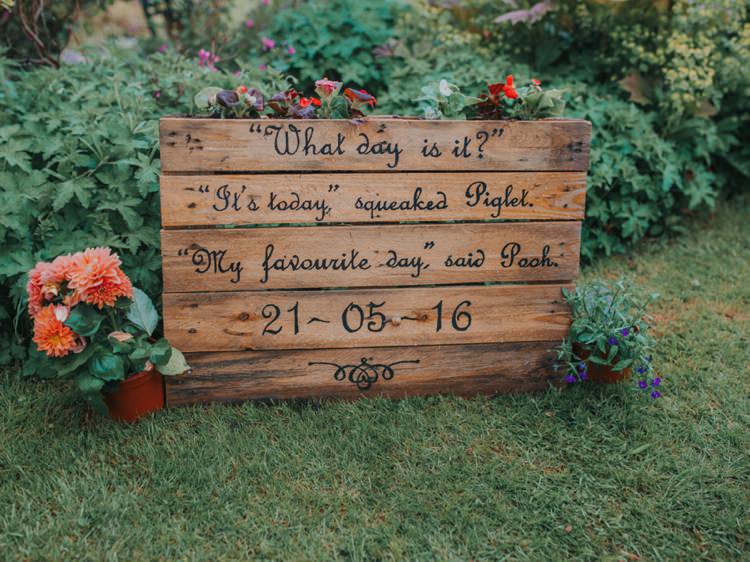 Words Quote Sign Wooden Pallet Rustic Creative Relaxed Child Friendly Wedding http://www.brookrosephotography.co.uk/