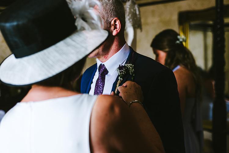 Rustic Relaxed Country Garden Wedding http://www.dmcclane.com/