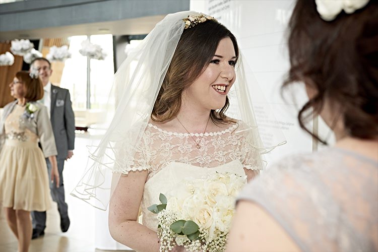 Modern Mint Gold Grey City Wedding http://www.studiocano.co.uk/