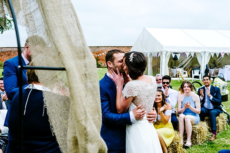 Rustic Relaxed Country Garden Wedding http://www.dmcclane.com/