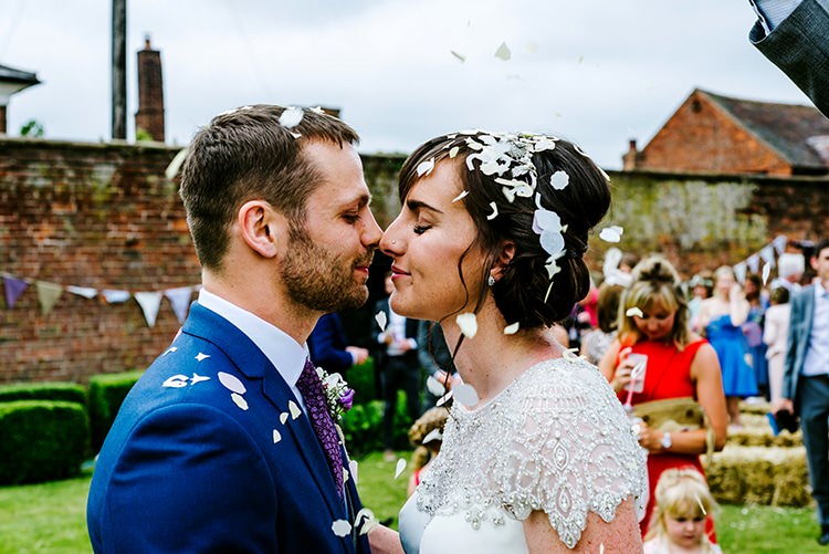 Rustic Relaxed Country Garden Wedding http://www.dmcclane.com/