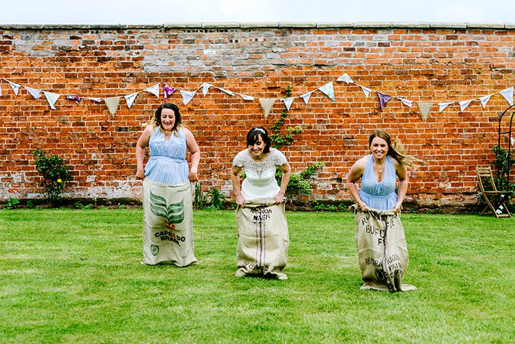 Rustic Relaxed Country Garden Wedding http://www.dmcclane.com/
