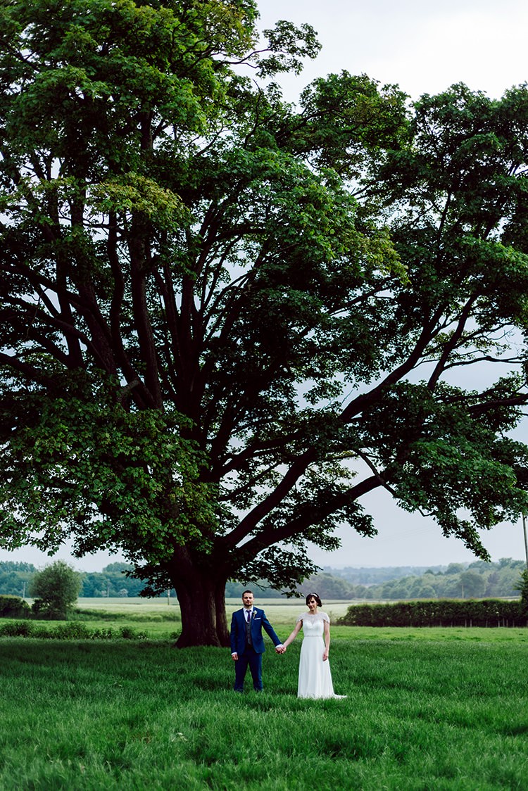 Rustic Relaxed Country Garden Wedding http://www.dmcclane.com/