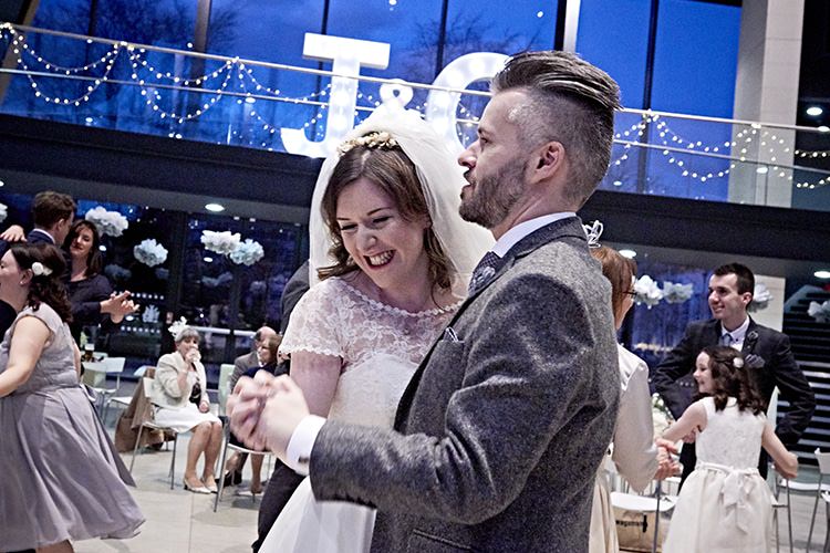 Modern Mint Gold Grey City Wedding http://www.studiocano.co.uk/