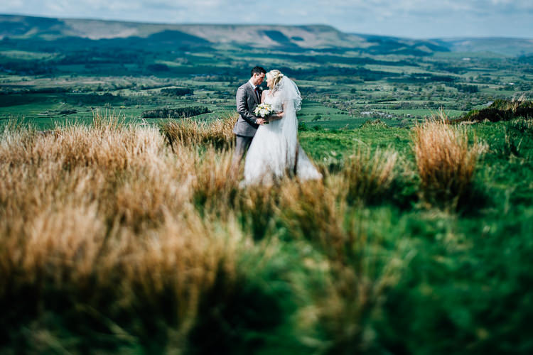 Dreamy Stylish Barn Wedding http://www.faircloughphotography.co.uk/