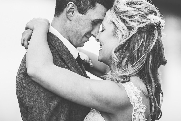 Dreamy Stylish Barn Wedding http://www.faircloughphotography.co.uk/