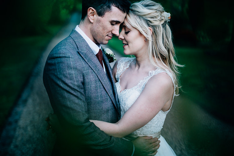 Dreamy Stylish Barn Wedding http://www.faircloughphotography.co.uk/